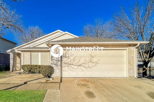 Building Photo - 3 Bedroom Pet-Friendly Home in MESQUITE, TX with Main Street Renewal