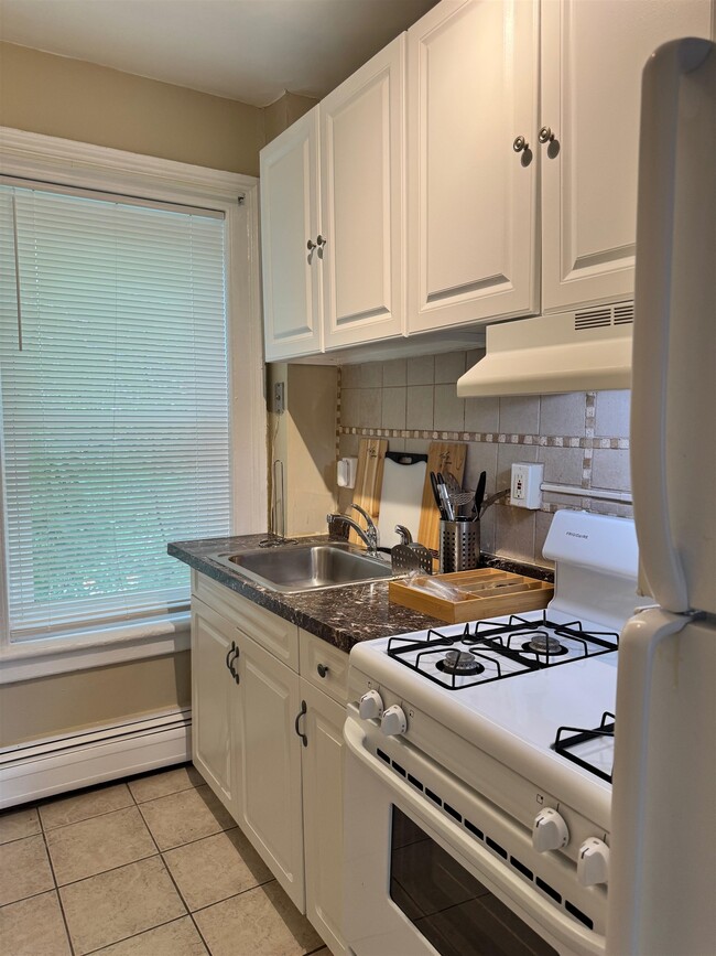 Photo - 798 Ocean Ave Unidad 2