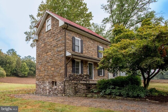 Photo - 2170 Daniel Bray Hwy