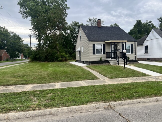 Building Photo - 9272 Fielding St