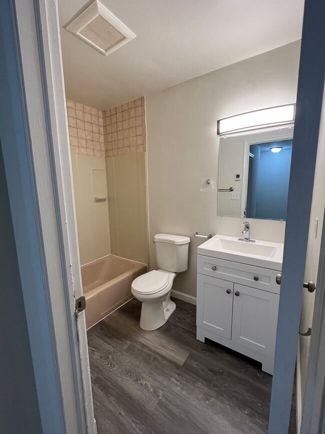 Photo - 3 bedroom Townhouse - Northampton School District