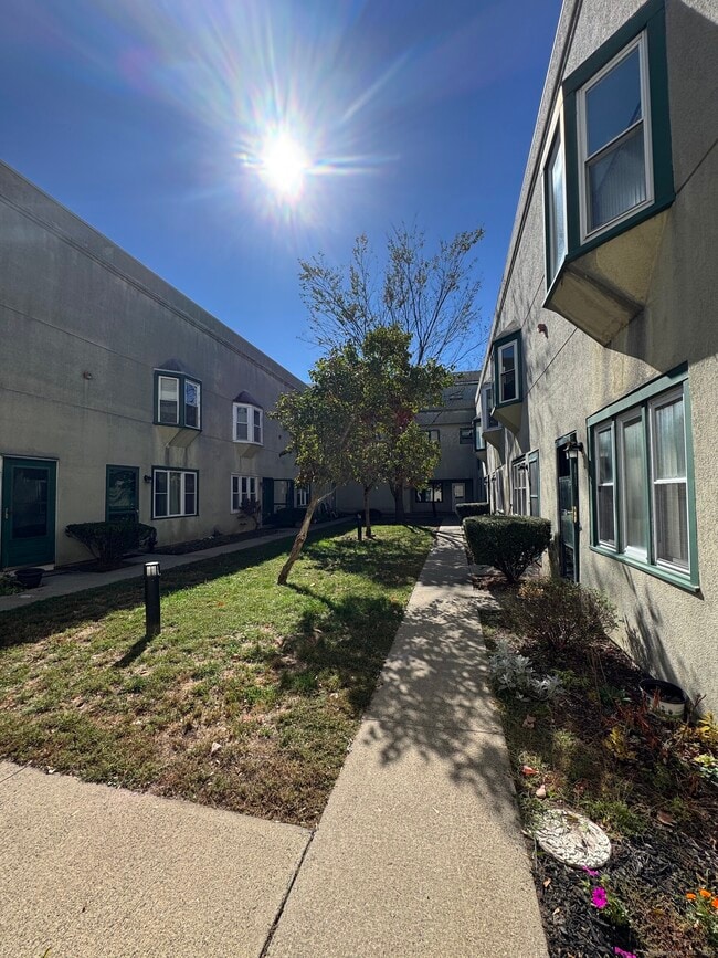 Photo - 21 Judd Square Unit 21