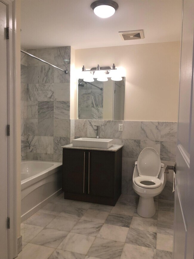 Photo - 10 Regent St Unit #516