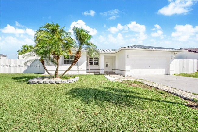 Photo - 12885 SW 207th Terrace Casa