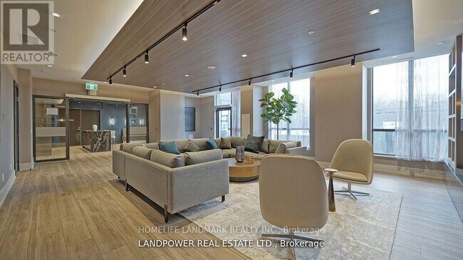 Photo - 286 Main St Unité 806