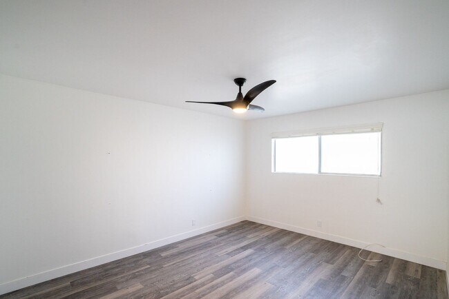 Photo - 1036 N Genesee Ave