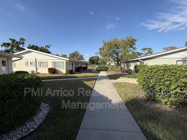 Photo - 2202 Clubhouse Dr Unidad 183