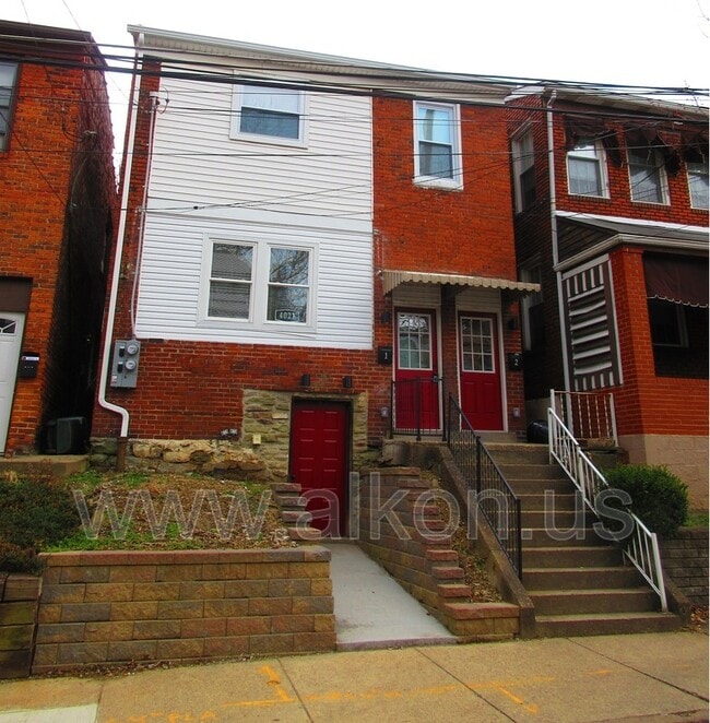 Building Photo - 4021 Haldane St Unit Apartment 1