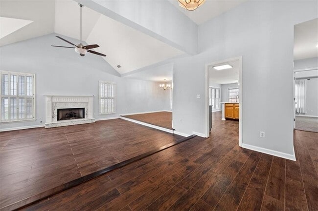 Photo - 190 Glen Holly Dr