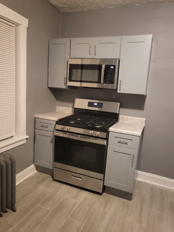 Building Photo - 8936 S Ashland Ave