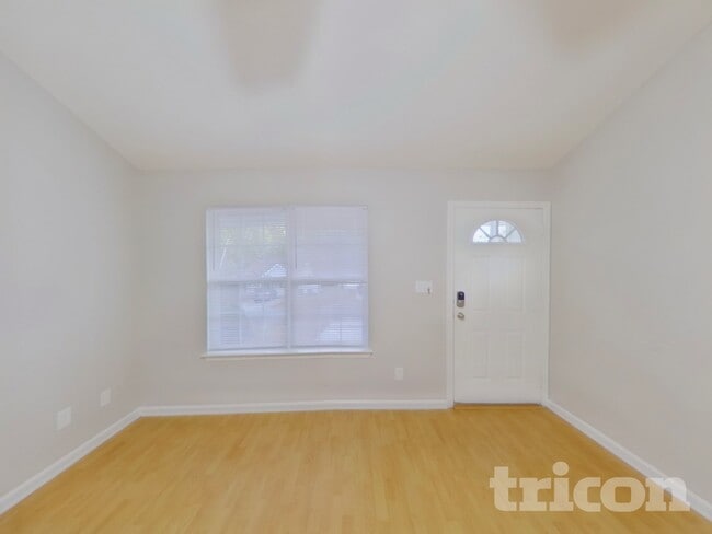 Photo - 2024 Duke Adam St