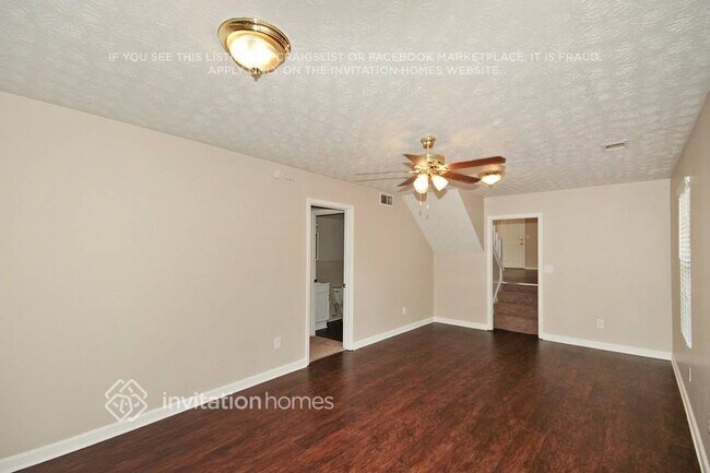 Photo - 3071 Eastland Way