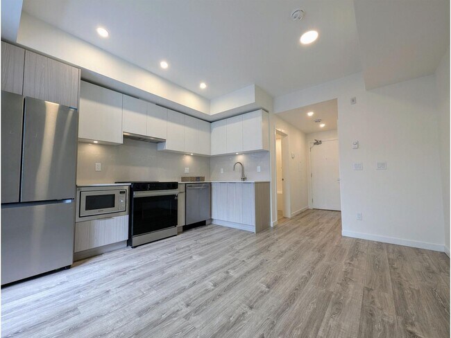 10829-10140 140 St Unit 501
