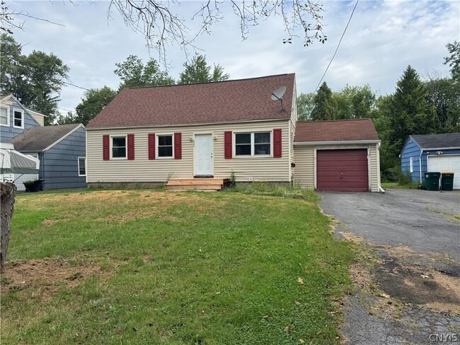 Photo - 220 Roxann Ave