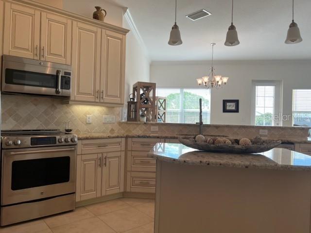 Photo - 7830 34th Ave W