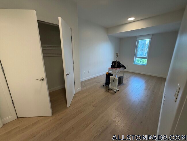 Photo - 55 Brighton Ave Unidad 415
