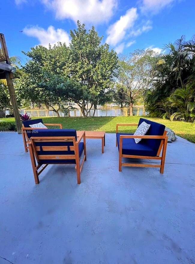 Photo - 4311 SW 31st Dr