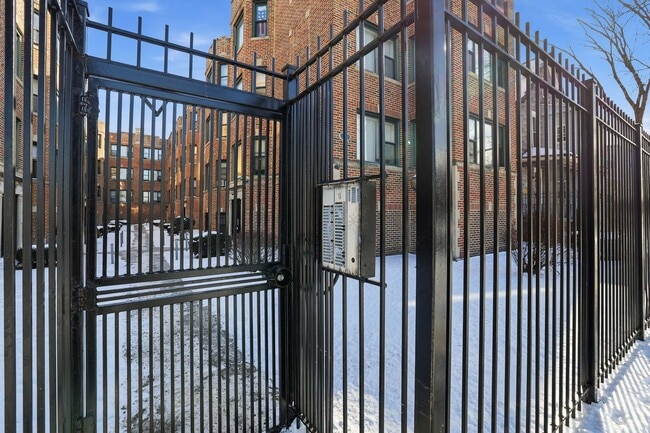 Photo - 7501-7509 S Stewart Ave