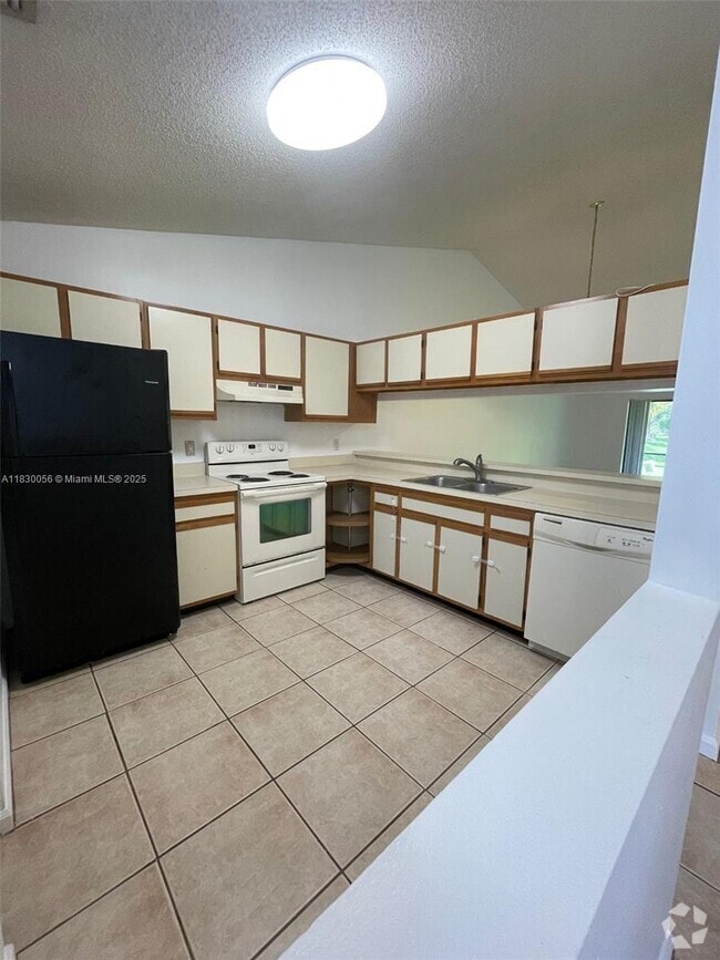 Building Photo - 493 Hardwood Pl Rental