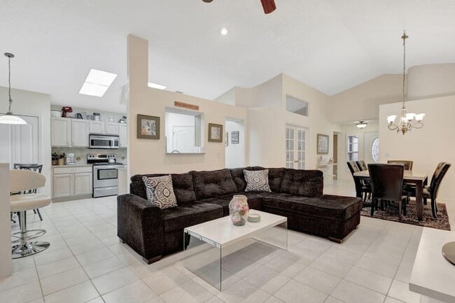 Photo - 2241 Soundings Ct