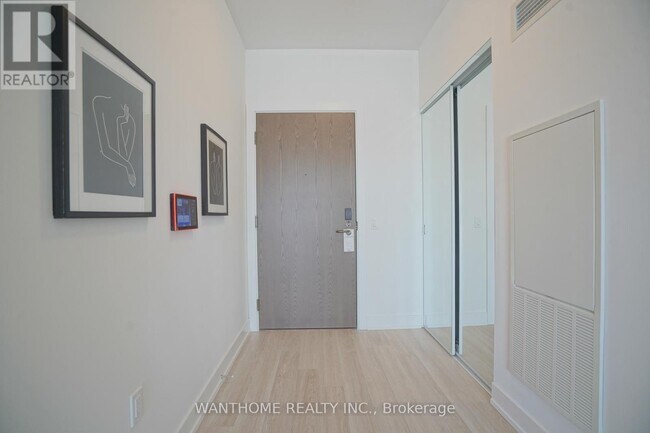 Photo - 20 Inn On The Pk Dr Unité 635