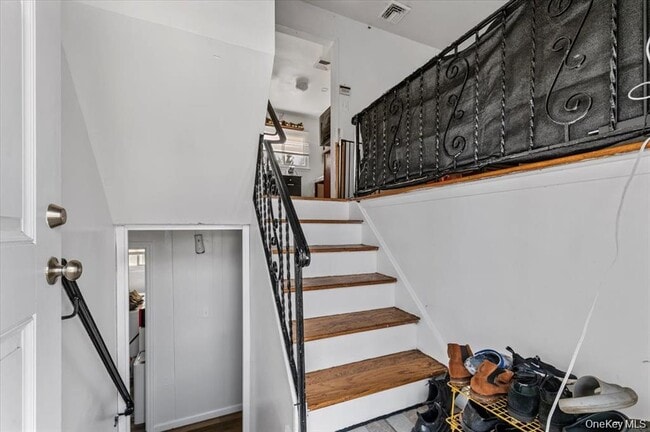 22 Hudson Pl