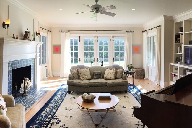 Photo - 16 Two Mile Hollow Rd