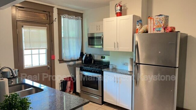 Photo - 1247 Chartiers Ave Unidad 3 (2nd Floor Left)