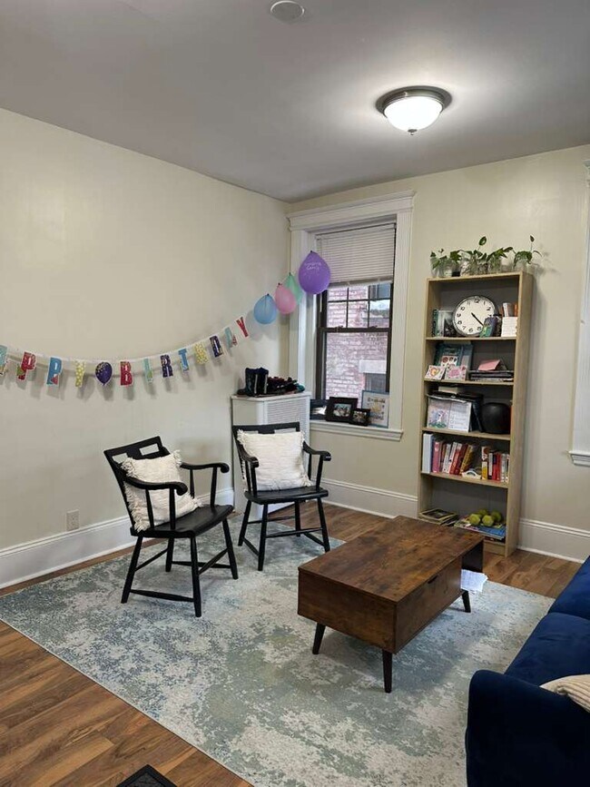 Photo - 12 Saint Paul St