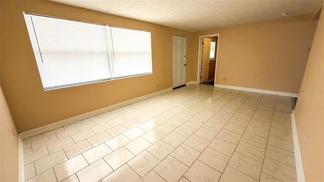 Photo - 4102 Highland Loop