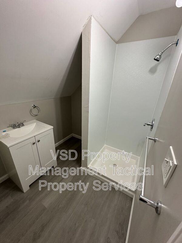 Photo - 10816 Grandview Ave Unit Up
