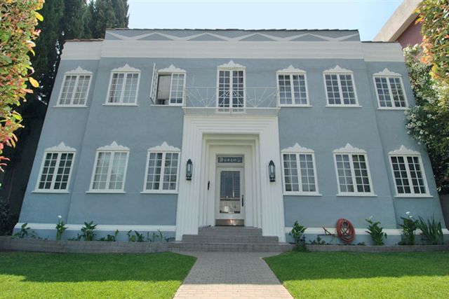 Front of building - 455 North Doheny Drive Rental