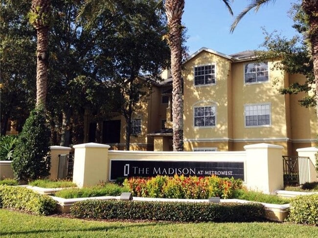 Building Photo - Freshly Updated 3 bedroom 2 bath at The Ma... Unit 1 Rental