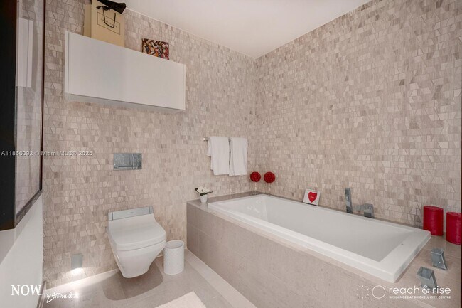 Photo - 88 SW 7th St Unit 1001