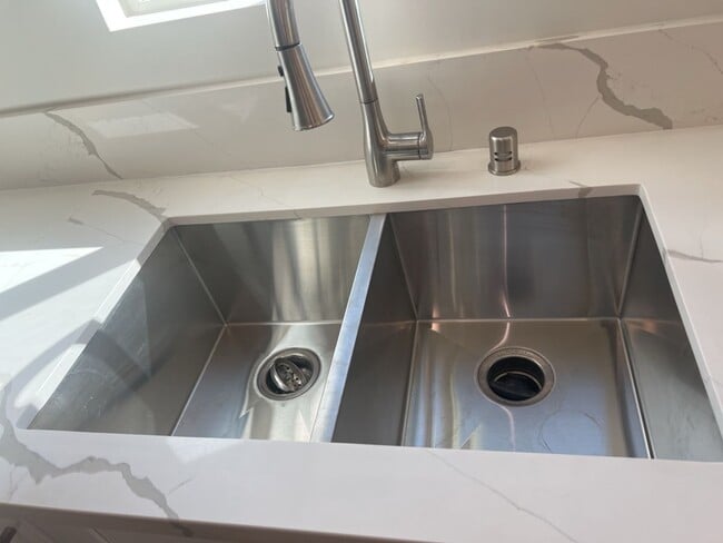 Photo - 399 Unit 399361214