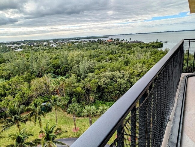 Photo - 801 S Ocean Dr Unit 910