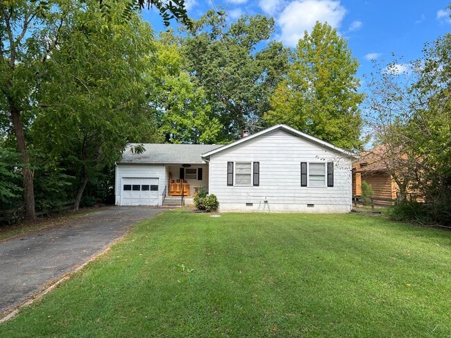 Photo - One Level Waterfront Home