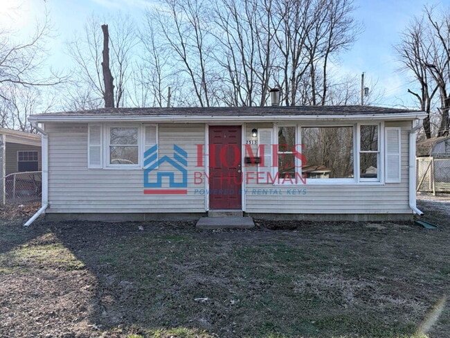 Building Photo - Two Bedroom House | Move in Ready