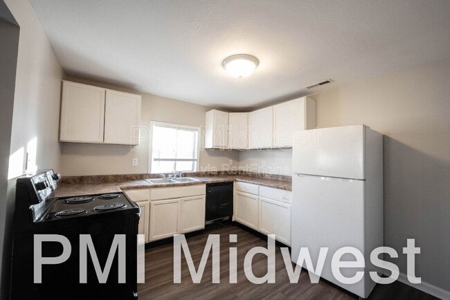 Photo - 311 Harrison St