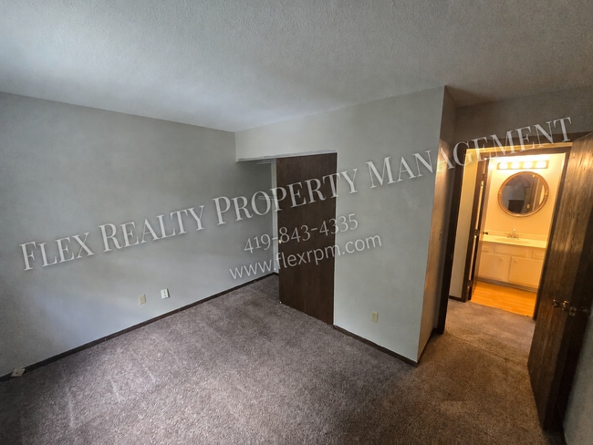 Photo - 3353 W Laskey Rd Unit 2