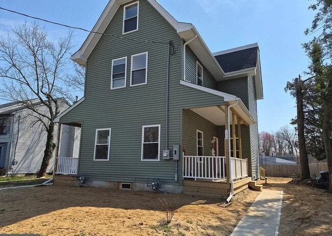 Photo - 20 Pine St