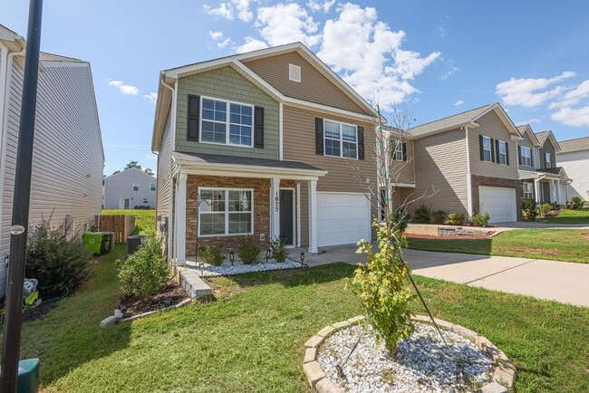 1075 Belmont Grn Rd