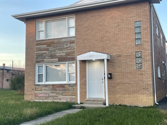 Building Photo - 417 W Hickory St