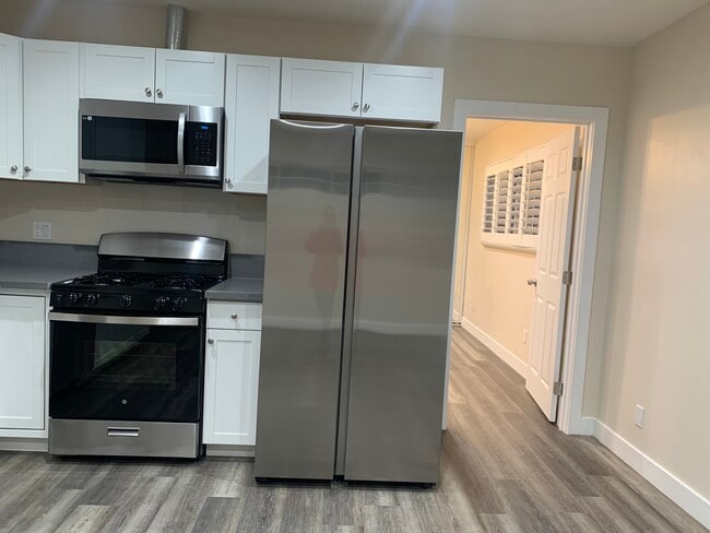 Photo - 6709 Sausalito Ave Unidad 1