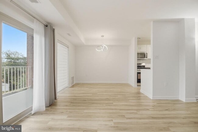 Photo - 5250 Valley Forge Dr Unidad 306