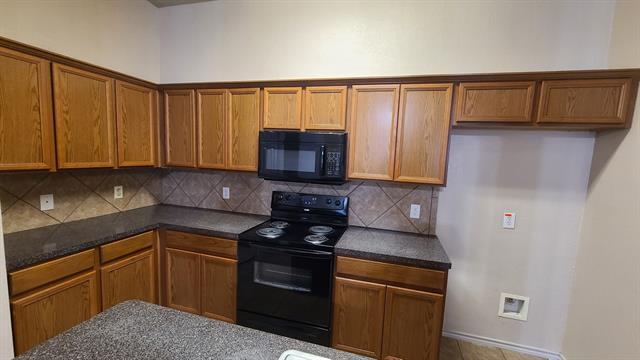 Photo - 806 Walnut St