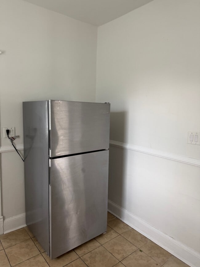 3301 Delaware Ave