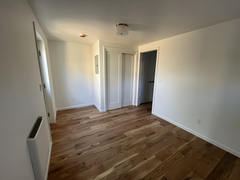 Bedroom - 8624 SE Market St (Portland, OR)