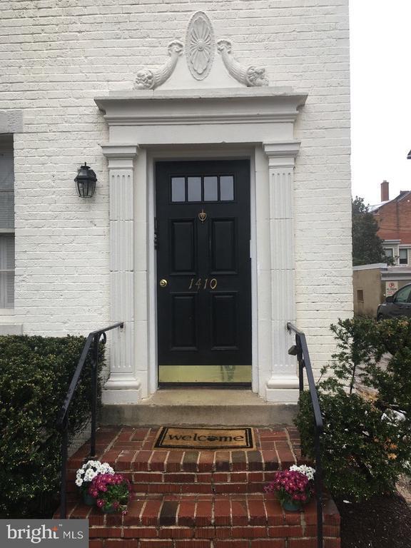 Photo - 1410 26th St NW Apartment Unit 2