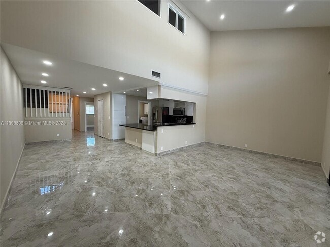 Building Photo - 2701 SW 58th Manor Rental